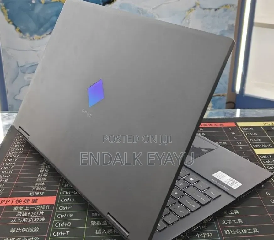 New Laptop HP Omen 15 16GB AMD Ryzen 7 SSD 512GB
