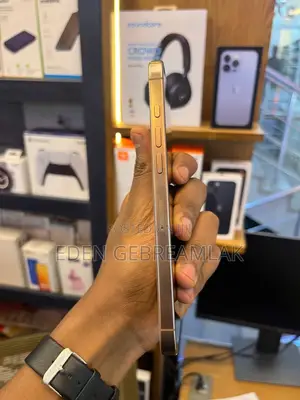 Apple iPhone 16 Pro Max 256 GB Gold