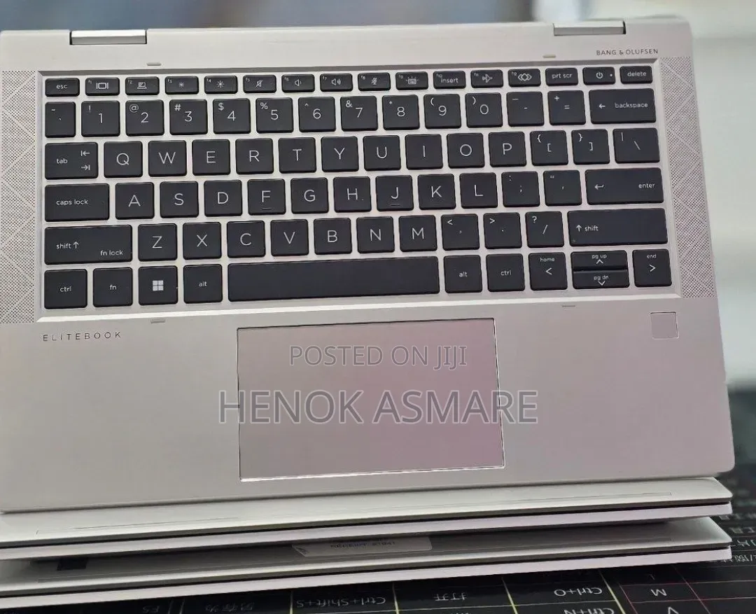 New Laptop HP EliteBook x360 1030 G8 32GB Intel Core i7 SSD 512GB
