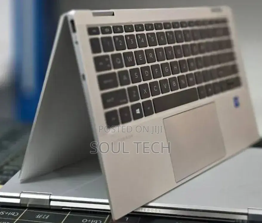 New Laptop HP EliteBook 1040 G8 16GB Intel Core i7 SSD 512GB