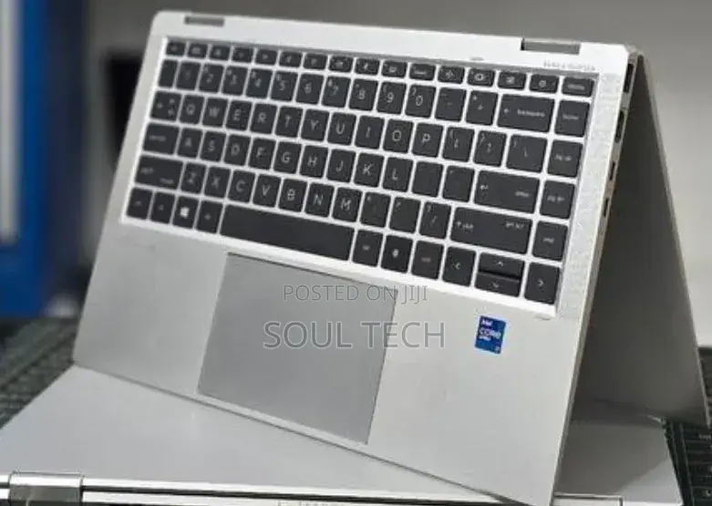 New Laptop HP EliteBook 1040 G8 16GB Intel Core i7 SSD 512GB