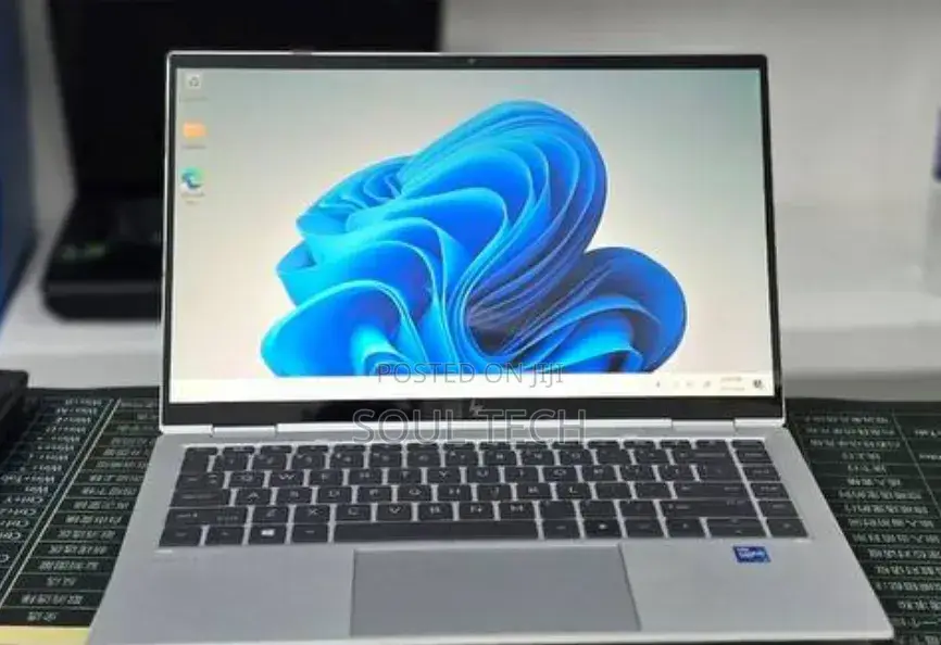 New Laptop HP EliteBook 1040 G8 16GB Intel Core i7 SSD 512GB
