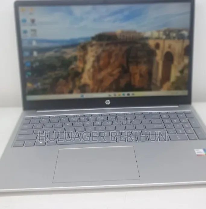 New Laptop HP Stream Notebook 16GB Intel Core i7 SSD 1T