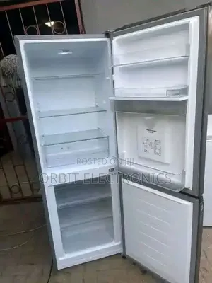 Hisense 420L Refrigerator