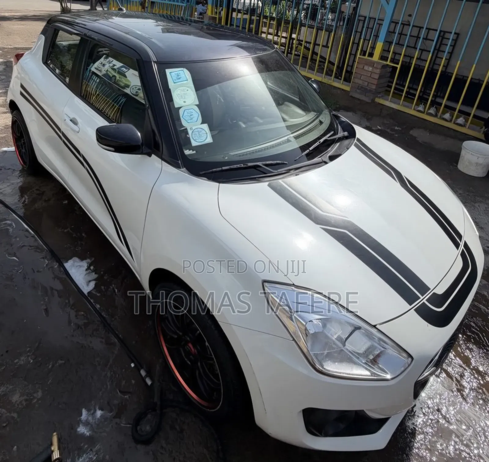 Suzuki Swift 2022 White