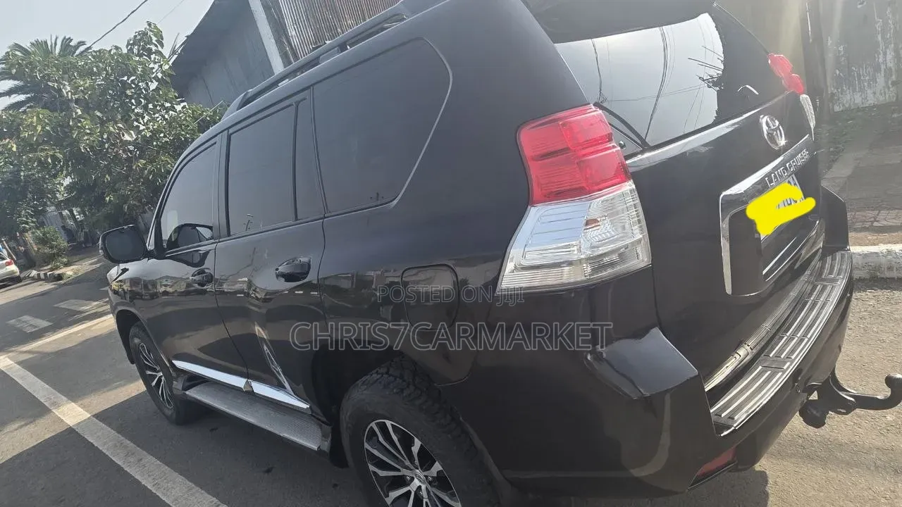Toyota Land Cruiser Prado 2015 Black
