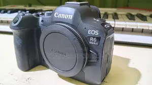 Canon R6 Mark 2 Camera
