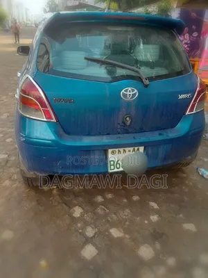 Toyota Yaris 2010 Blue