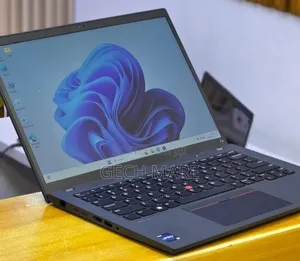 New Laptop Lenovo ThinkPad E15 16GB Intel Core i5 SSD 512GB