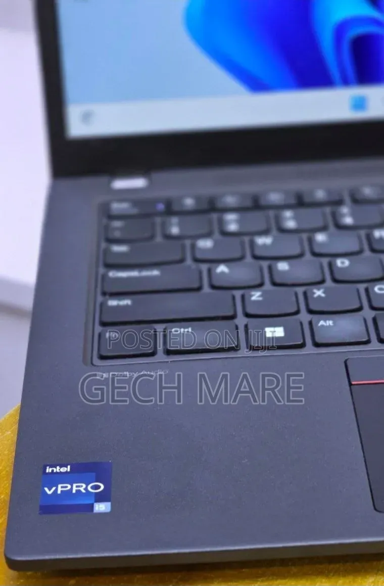 New Laptop Lenovo ThinkPad E15 16GB Intel Core i5 SSD 512GB