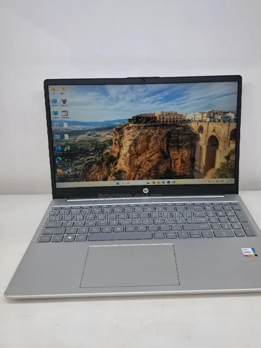 New Laptop HP Stream Notebook 16GB Intel Core i7 SSD 1T
