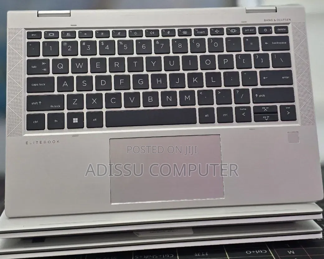 New Laptop HP EliteBook 830 G8 32GB Intel Core i7 SSD 512GB