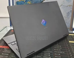 New Laptop HP Omen 15 16GB AMD Ryzen 7 SSD 512GB
