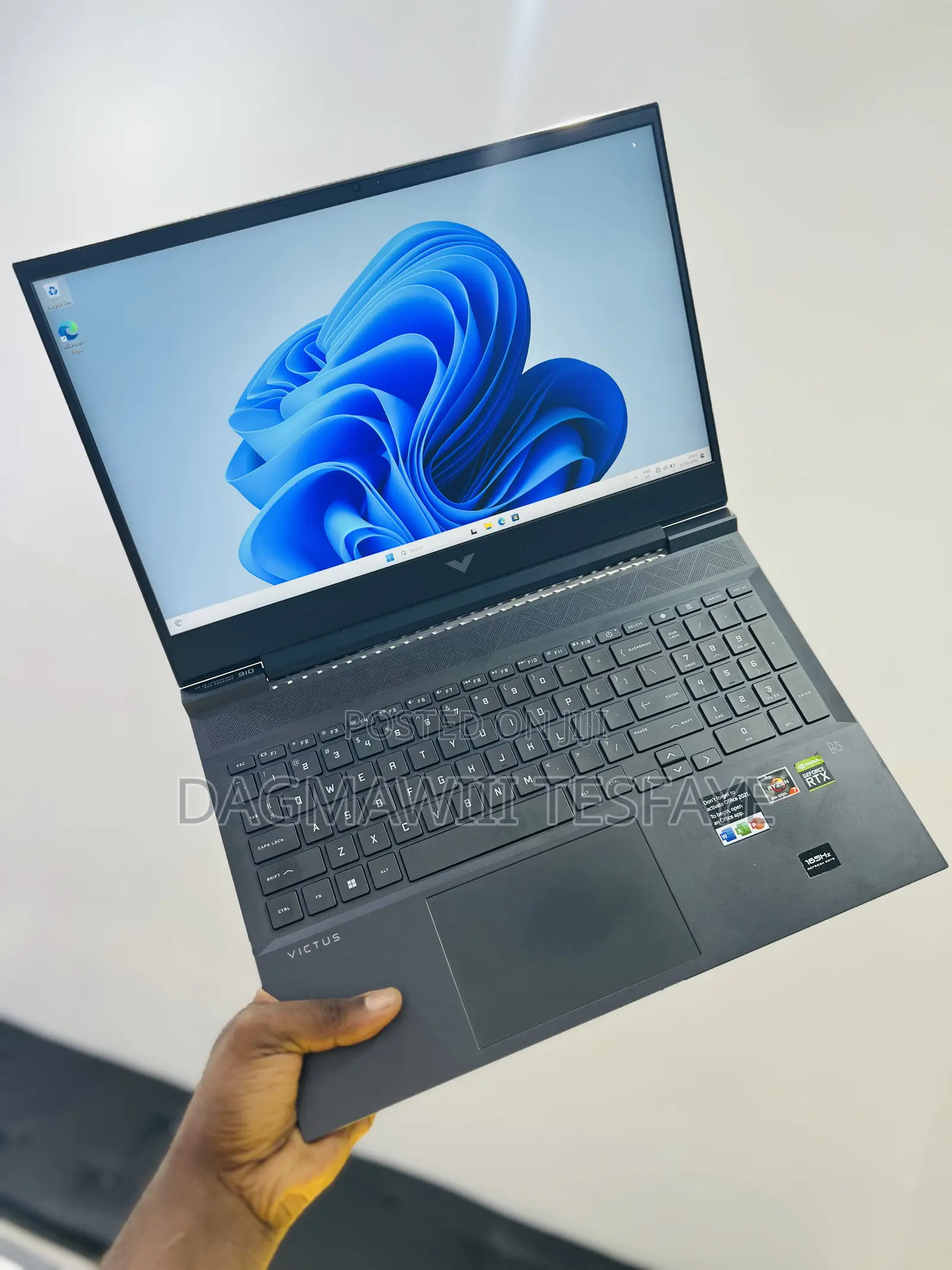 New Laptop HP Victus 16 16GB AMD Ryzen 7 SSD 512GB