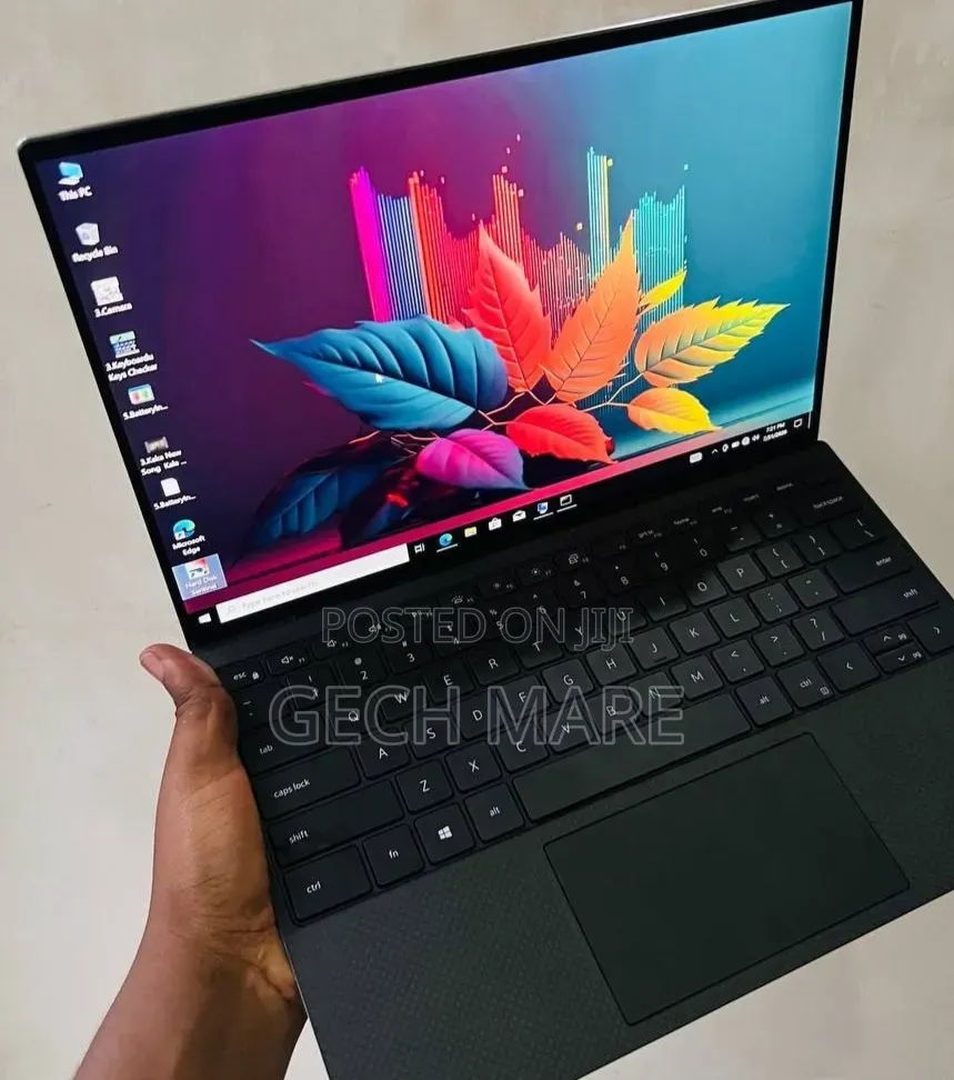 New Laptop Dell XPS 15 32GB Intel Core i7 SSD 512GB