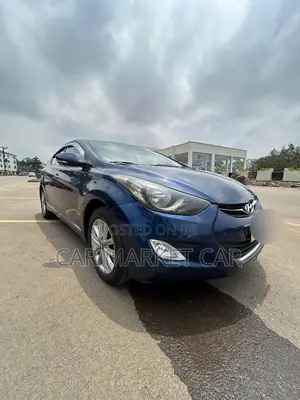 Hyundai Avante 2012 Blue