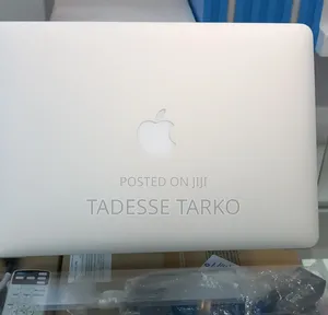 New Laptop Apple MacBook Air 2017 8GB Intel Core i5 SSD 128GB