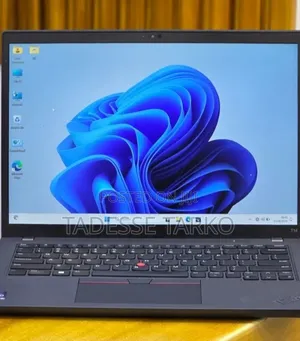 New Laptop Lenovo ThinkPad T14s G4 16GB Intel Core i5 SSD 512GB