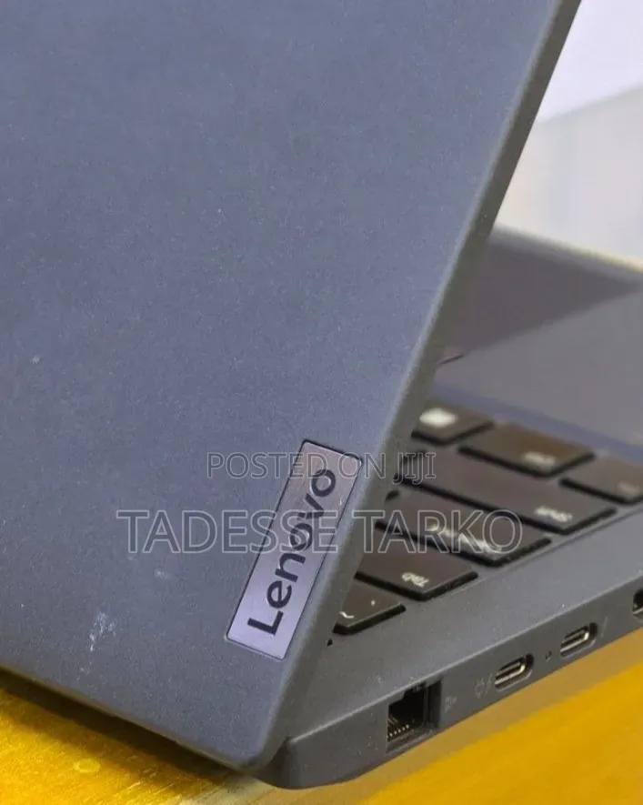 New Laptop Lenovo ThinkPad T14s G4 16GB Intel Core i5 SSD 512GB