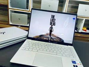 New Laptop HP Pavilion 14 16GB Intel Core i7 SSD 1T