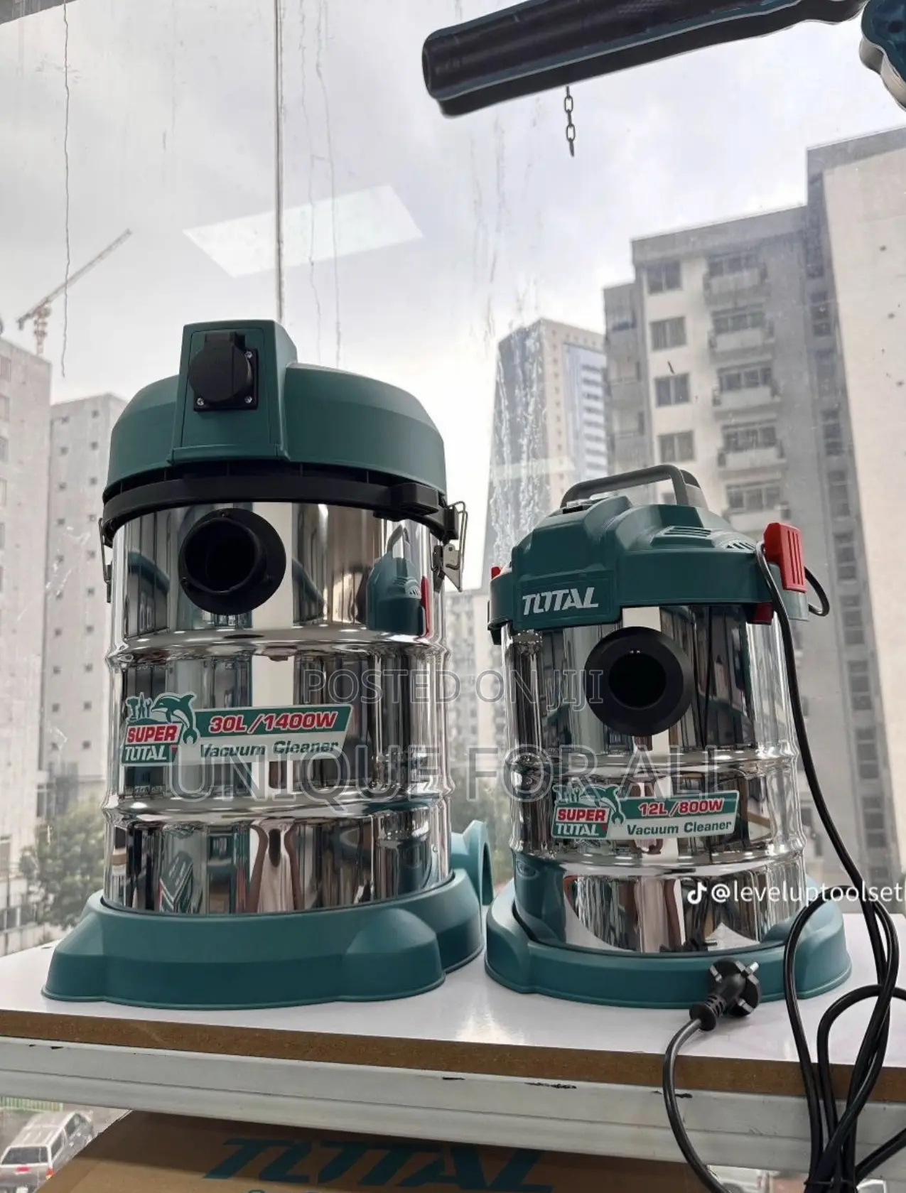 Total Vacium Cleanr የምንጣፍ ማጠብያ 30Liter /12Liter