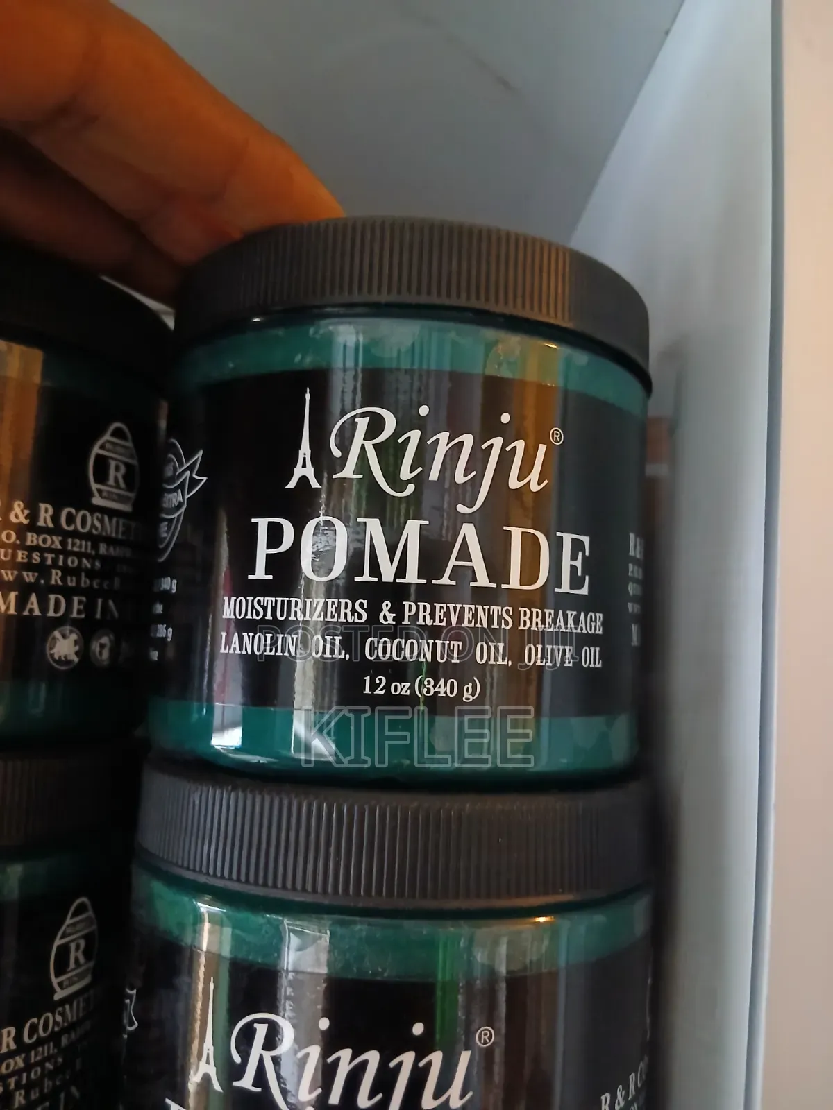 የሪንጁ ፖሜድ የፀጉር ቅባት (Rinju Pomade Moisturizes Prevents Breakage)