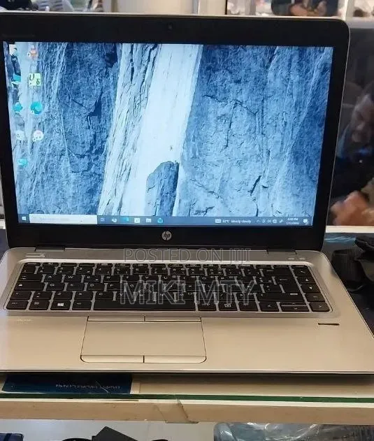 New Laptop HP EliteBook 840 G3 8GB AMD Ryzen 7 HDD+SSD 500GB