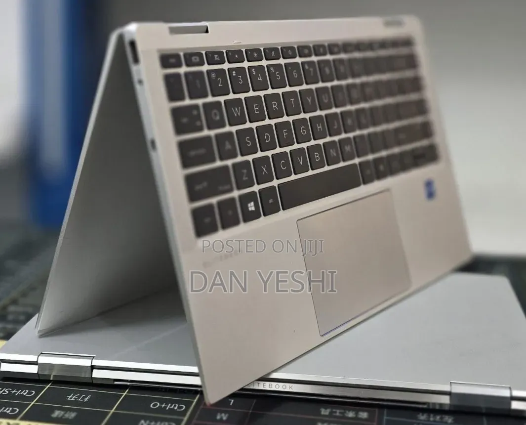 New Laptop HP EliteBook x360 1040 G7 16GB Intel Core i7 SSD 512GB