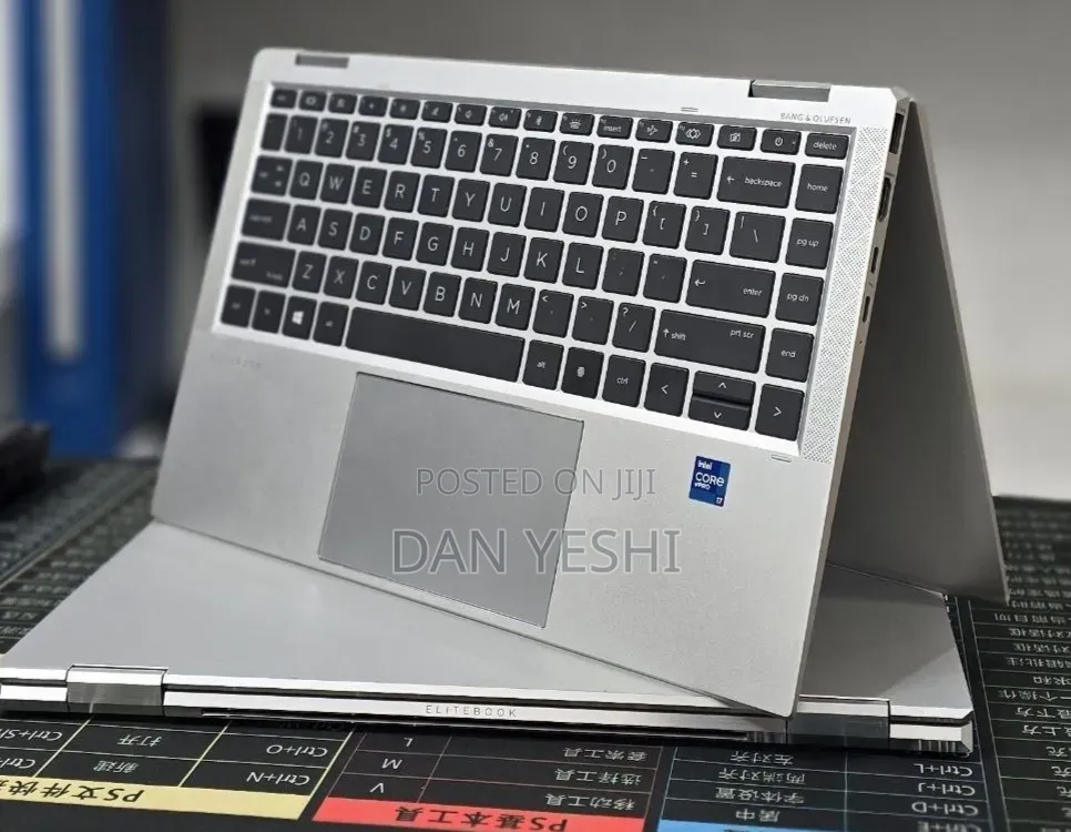 New Laptop HP EliteBook x360 1040 G7 16GB Intel Core i7 SSD 512GB