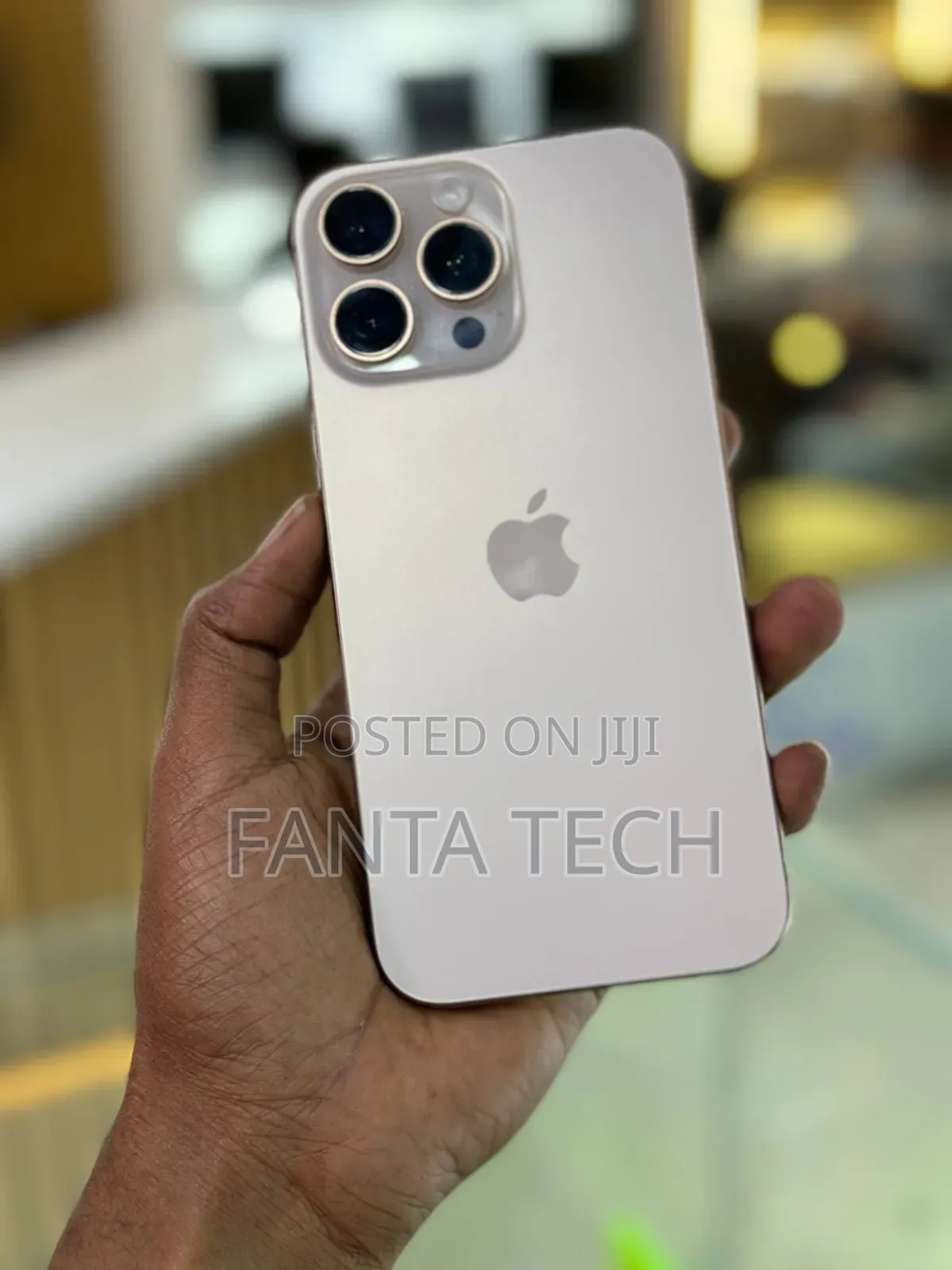 New Apple iPhone 16 Pro Max 256 GB Gold