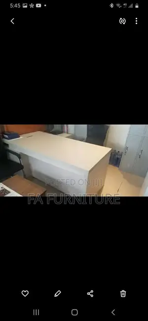 ማናጃራል ኦፊስ ቴብል