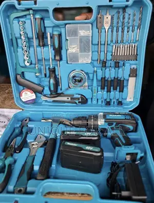 Makita Chargable Drill