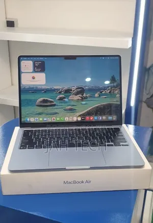 New Laptop Apple MacBook Air 2025 M4 16GB Apple M4 SSD 512GB