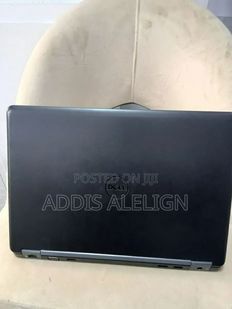 Laptop Dell Precision 5540 8GB Intel Core i5 HDD 500GB