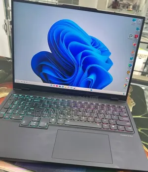New Laptop Lenovo Legion Pro 7 32GB Intel Core i9 SSD 1T