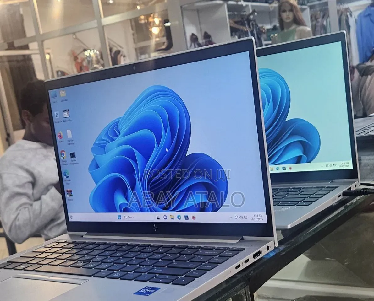 New Laptop HP EliteBook 840 G8 16GB Intel Core i7 SSD 512GB