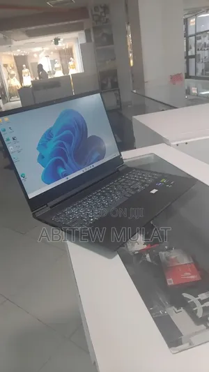 New Laptop HP Victus 16 16GB Intel Core i7 SSD 1T