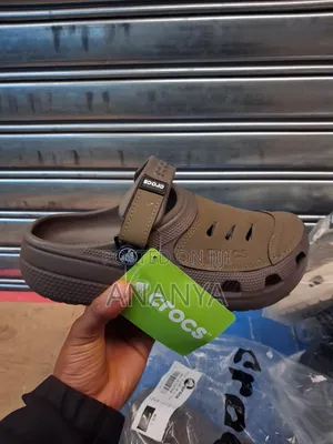Crocs Lewendm Lesetm Ymihon Ale