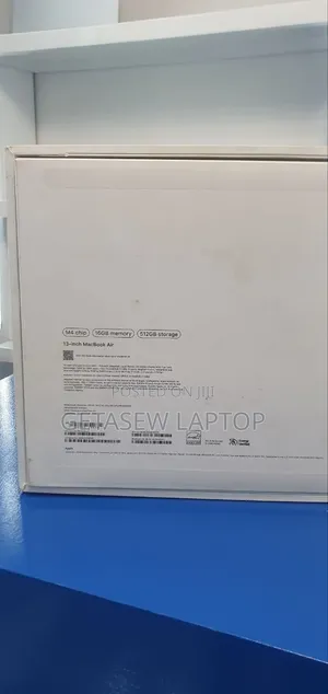 New Laptop Apple MacBook Air 2025 M4 16GB Apple M4 SSD 512GB