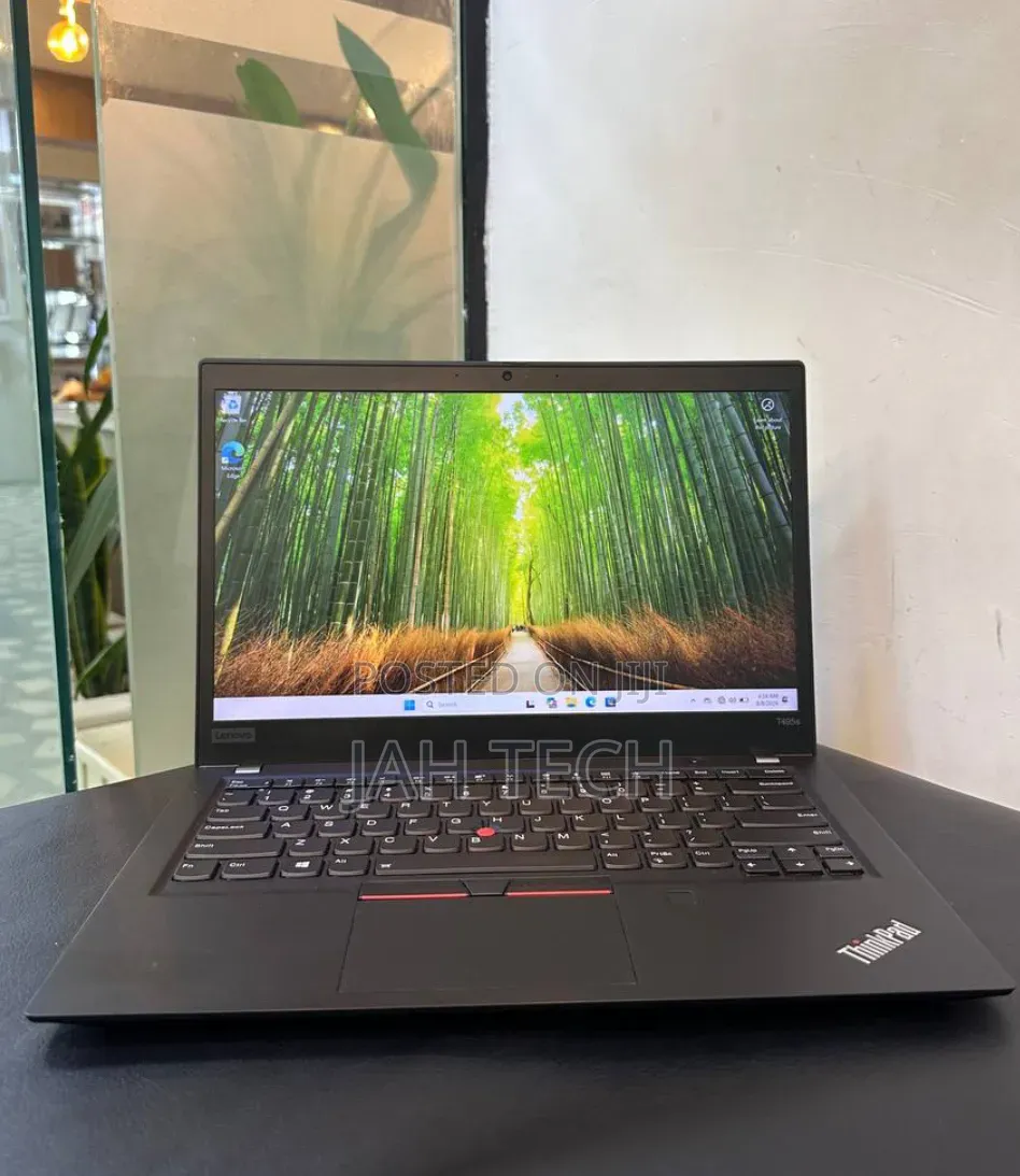 New Laptop Lenovo ThinkPad t495s 16GB AMD Ryzen 7 SSD 512GB