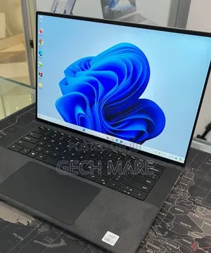 New Laptop Dell XPS 12 9250 16GB Intel Core i7 SSD 512GB