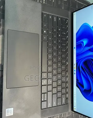 New Laptop Dell XPS 12 9250 16GB Intel Core i7 SSD 512GB