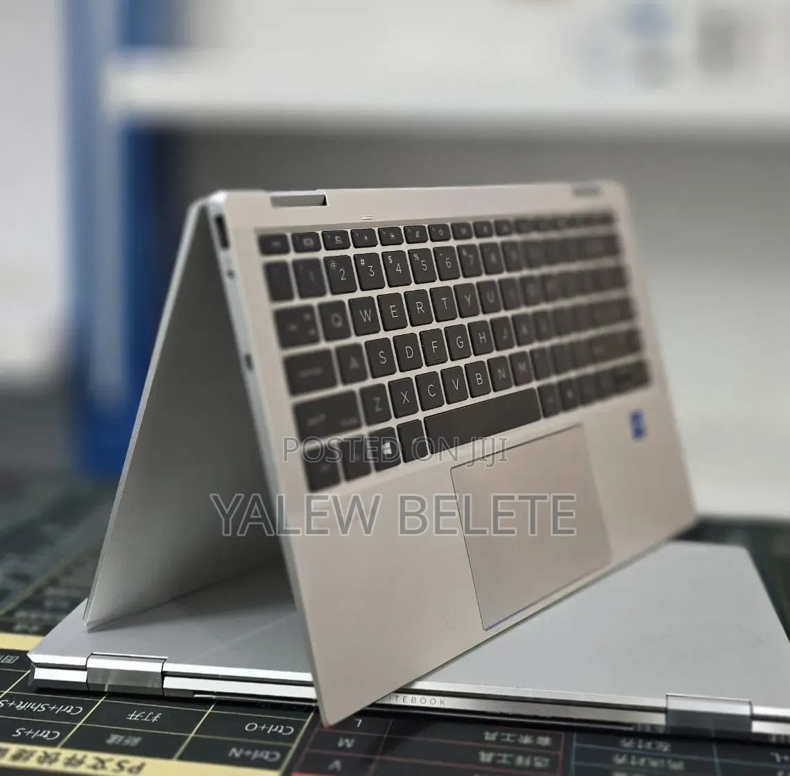 New Laptop HP EliteBook 1040 G8 16GB Intel Core i7 SSD 512GB
