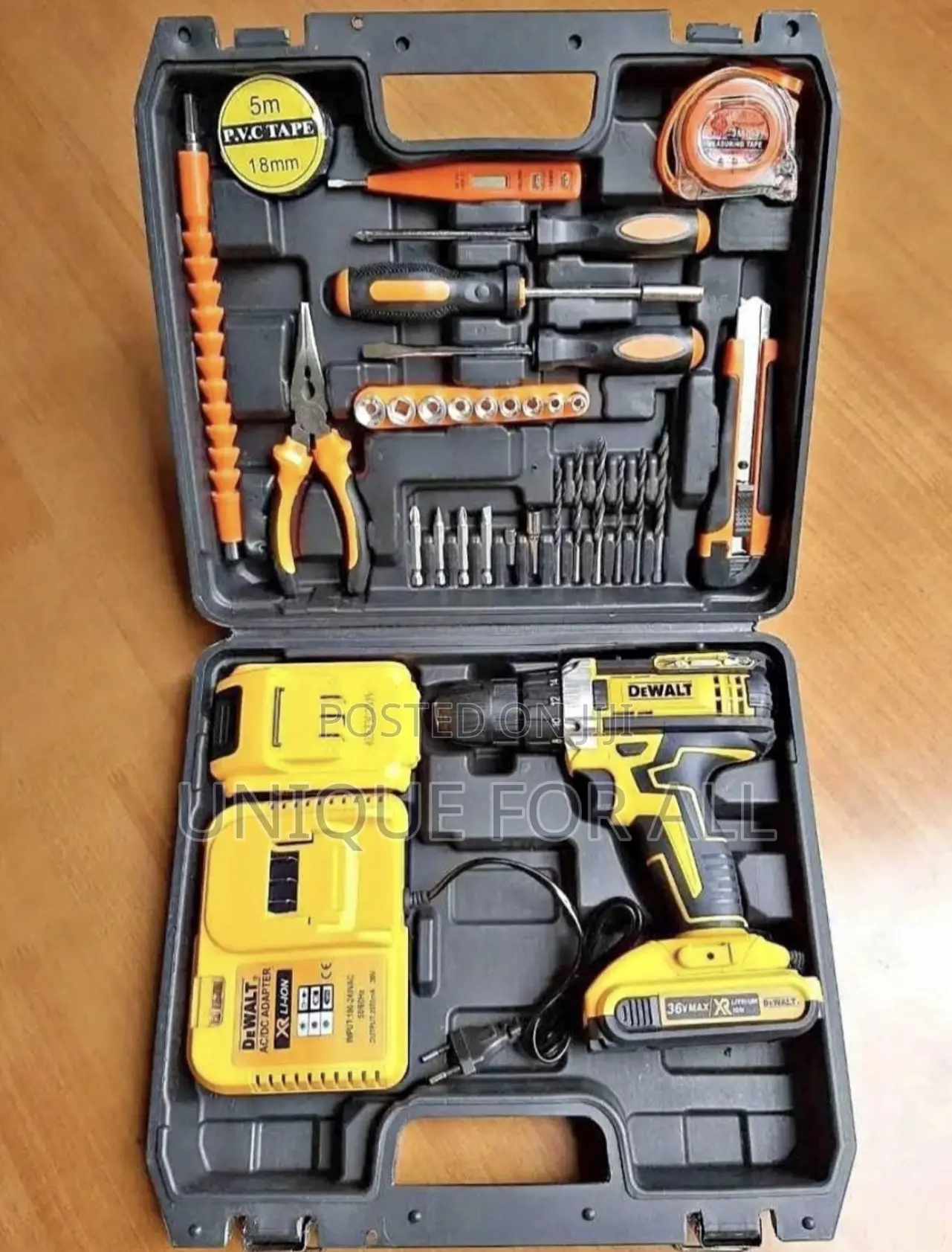 Rechargeable Drill With Accessories