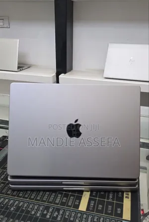 New Laptop Apple MacBook Pro 2021 M1 16GB Apple M1 Pro SSD 512GB