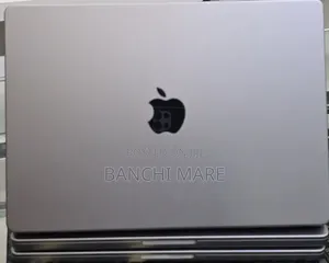 New Laptop Apple MacBook Pro 2021 M1 16GB Apple M1 Pro SSD 512GB