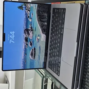 New Laptop Apple MacBook Pro 2021 M1 16GB Apple M1 Pro SSD 512GB