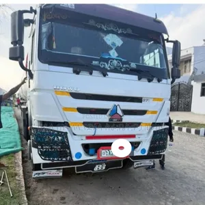 2023 Howo Sino ካሶን የነዳጅ ቦት ሺያጭ