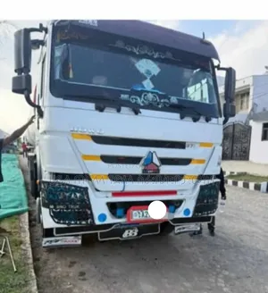 2023 Howo Sino ካሶን የነዳጅ ቦት ሺያጭ