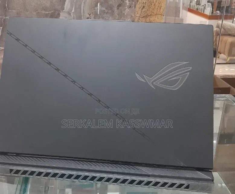 New Laptop Asus ROG Strix G15 16GB Intel Core i9 SSD 1T